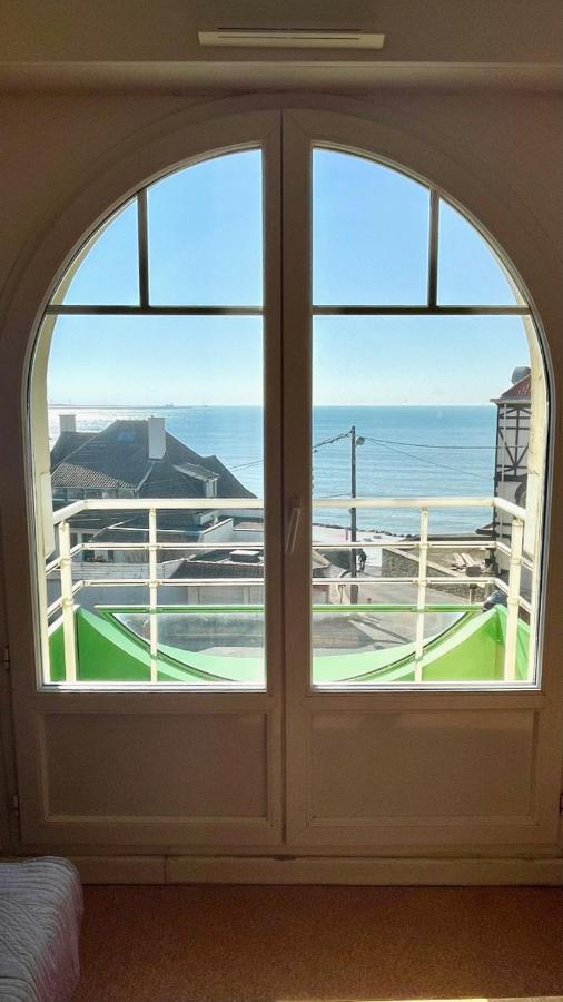 Les Hublots - Appartement Vue Mer Wimereux Exteriör bild
